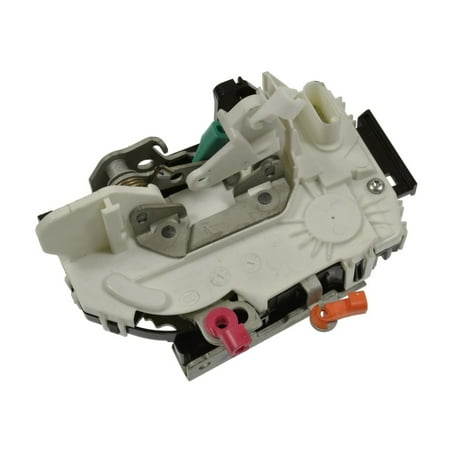 CarLights360 For Jeep Compass/Patriot 2011-2017 Door Lock Actuator | Blade Terminal | Plug In Attachment Method | Rectangular Connector | 1 Female Connector | Replacement For 4589417AA, 4589417AD