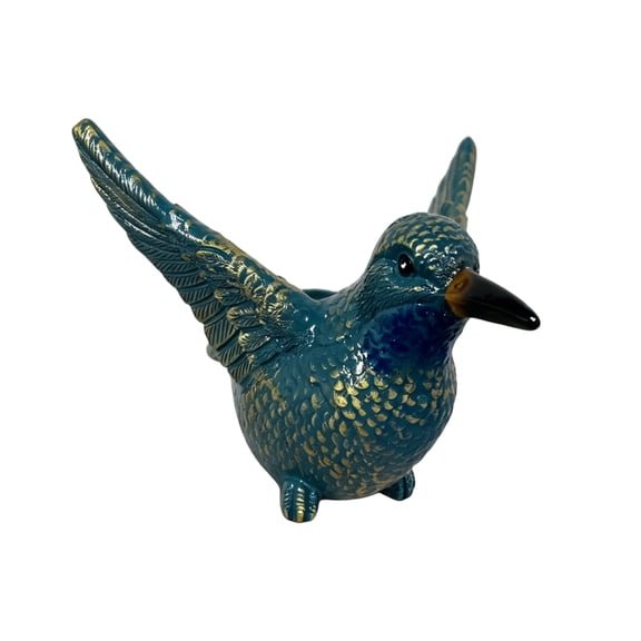 Cardinal Bird Succulent Planter, Bird Shape Resin Decorative Flower Pot, Bird Flower Pot & Outdoor Planter Pot, Resin Cardinal Flower Pot for Desk & Garden Decor, Unique Gift Idea,as shown