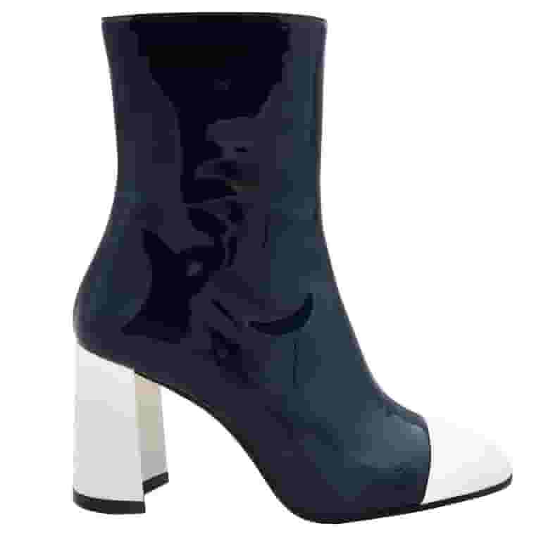 【関税込み】Donna Boots - Carel - Patent Leather - Khaki/bla Carel Donna Patent Leather Ankle Boots, Brand Size 36 ( US