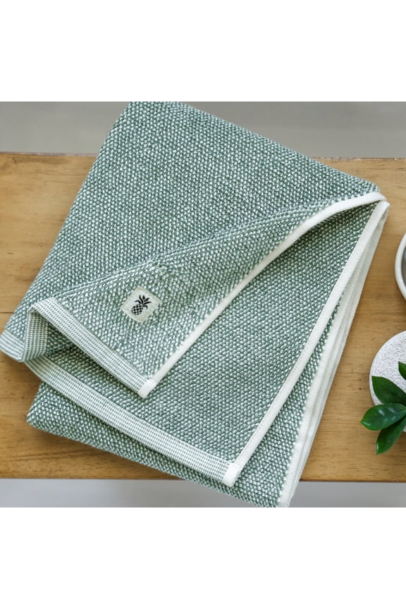 Two Toned Bath Towel |Oasis Green | 28"x54" | Viscose Material Blend | Smooth, Odor Resistant and Highly Absorbent