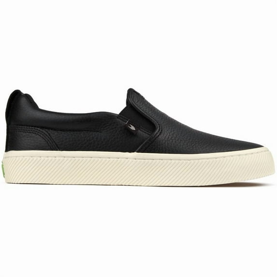 Cariuma Slip-On Sneakers