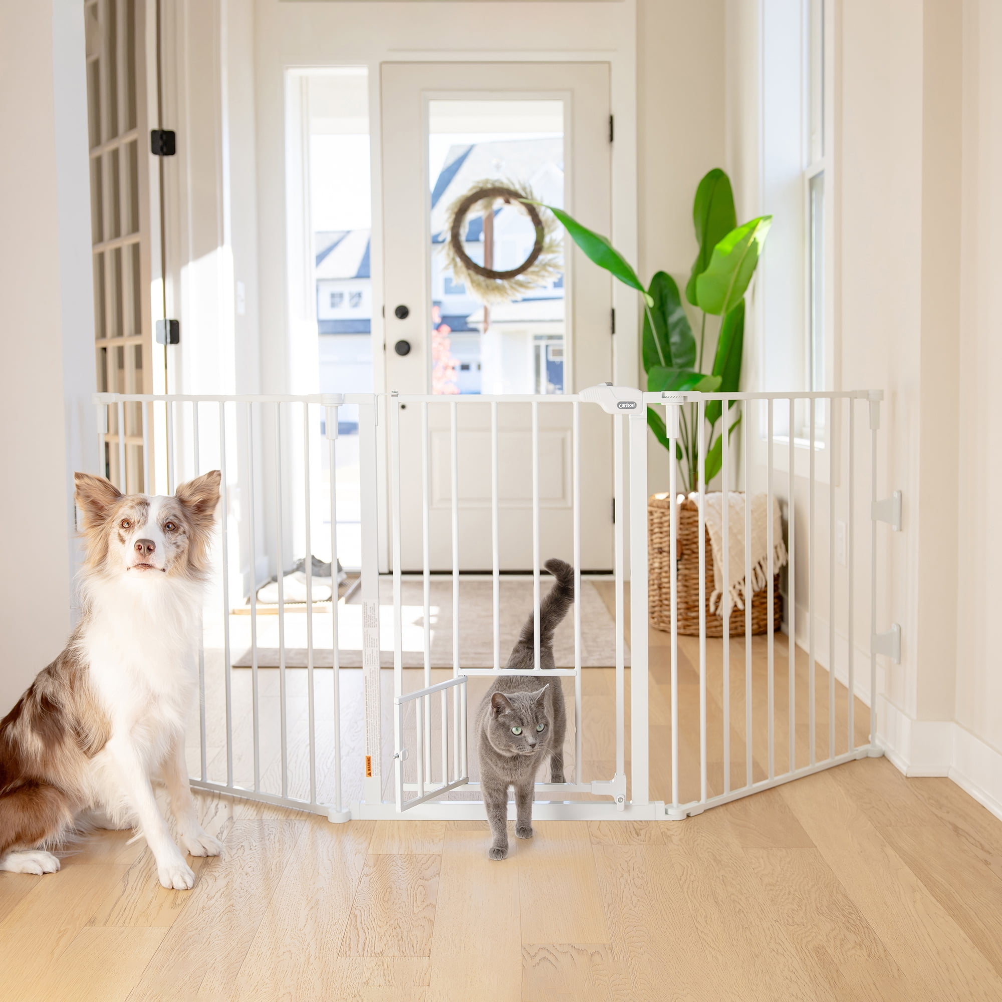 Carlson Wide Flexi Configurable Walk Through Pet Gate, White, 50" to 76" L x 28" H