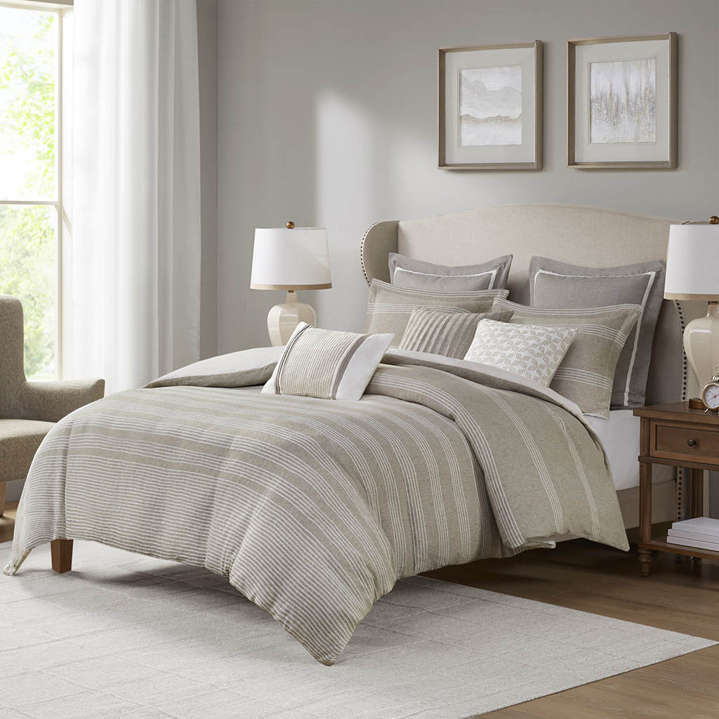 Carmel Oversized Jacquard Comforter Set with Euro Shams and Throw