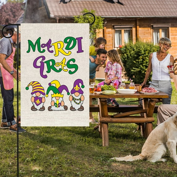 Carnival Garden Flag Outdoor Patio Decoration 45x30cm Holiday Party Flag Polyester Fabric Windproof for Yard Doorstep Festival Decor with Vibrant Mardi Gras Themes