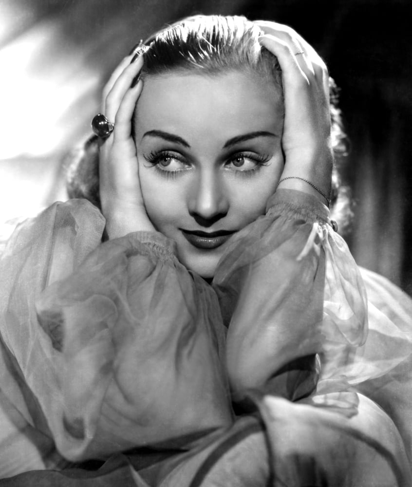 Carole Lombard Canvas Art - (16 x 20)