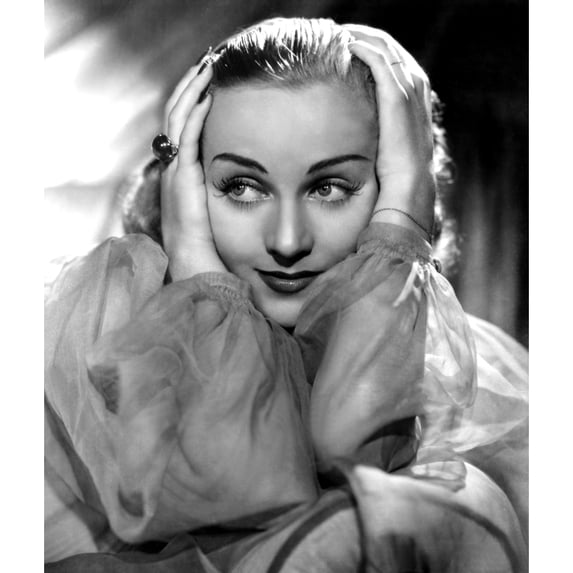 Carole Lombard Portrait. Photo Print (16 x 20)