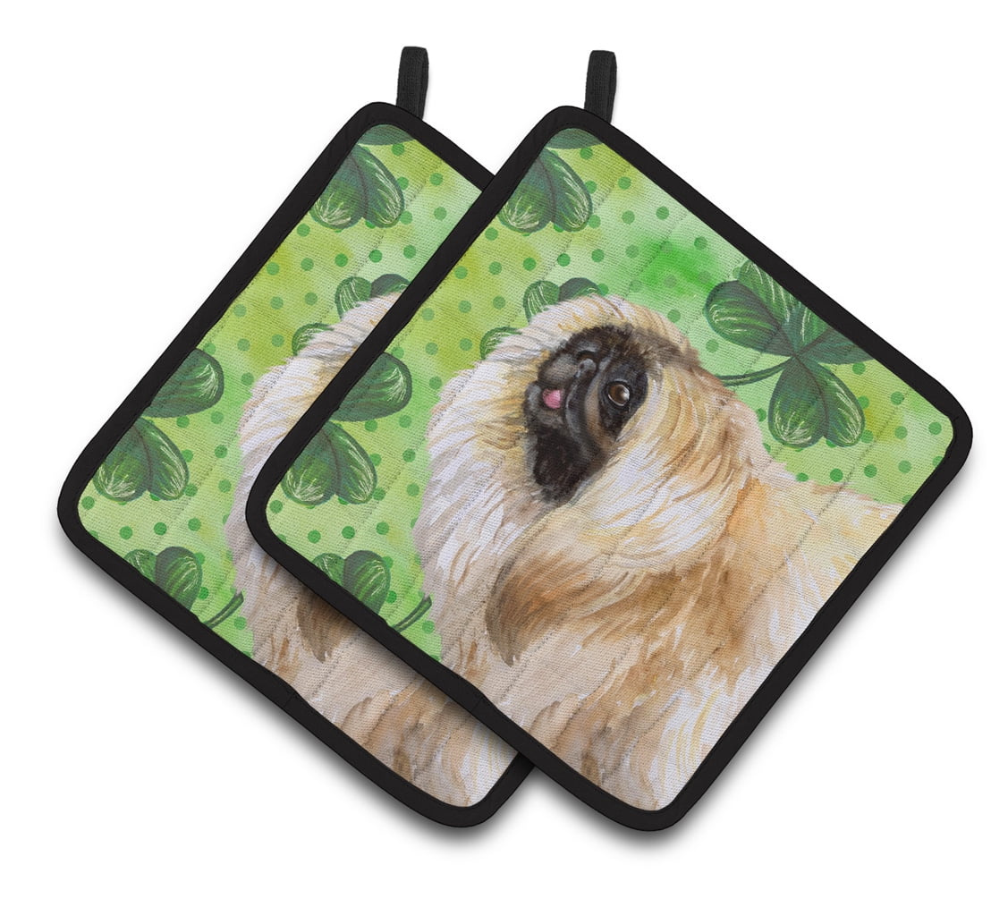 Caroline's Treasures Pekingese St Patrick's Pair of Pot Holders