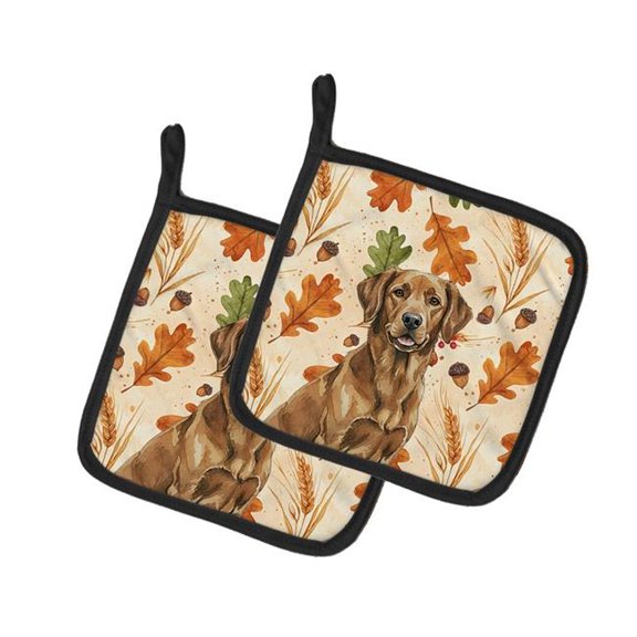 Carolines Treasures  7.5 x 7.5 in. Chesapeake Bay Retriever Heirloom Fall Pair of Pot Holders
