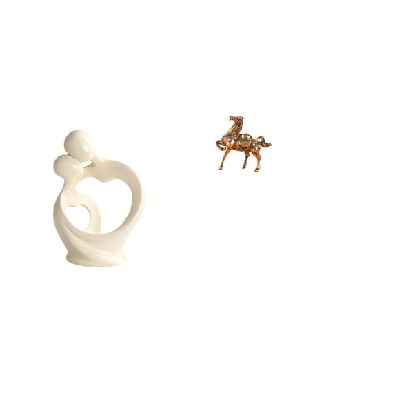 CarpNettore Artistic Resin Figurine Sculpture Collection for Desk Cabinet Home Decoration Anniversary Gift Vintage Horse Ornament Bedroom Shelf