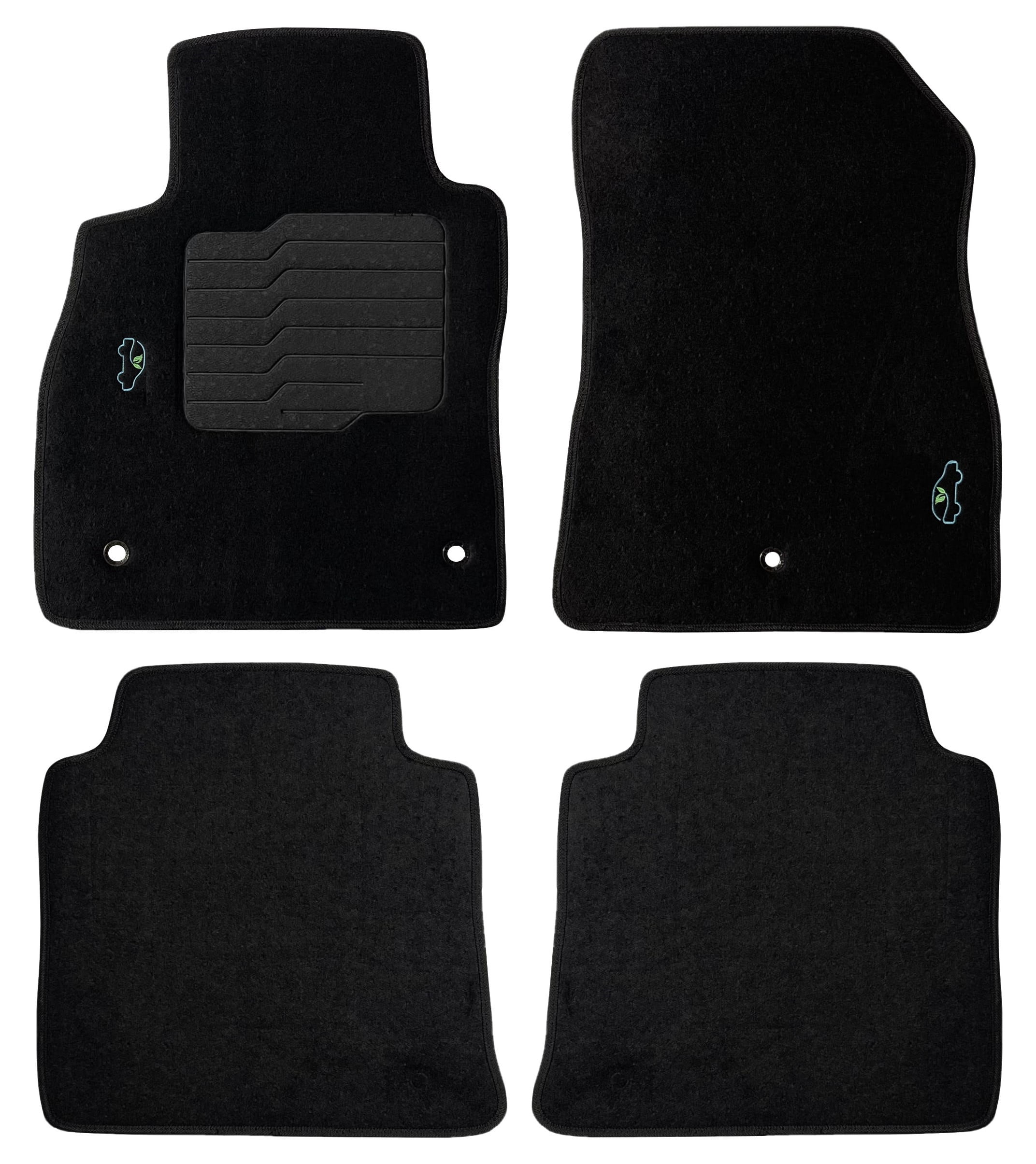 Custom Fit Dash Cover Mat For Nissan Kicks 2018-2024 - Polyester Fiber, Anti-Slip, UV Protection (Left-Hand Drive)