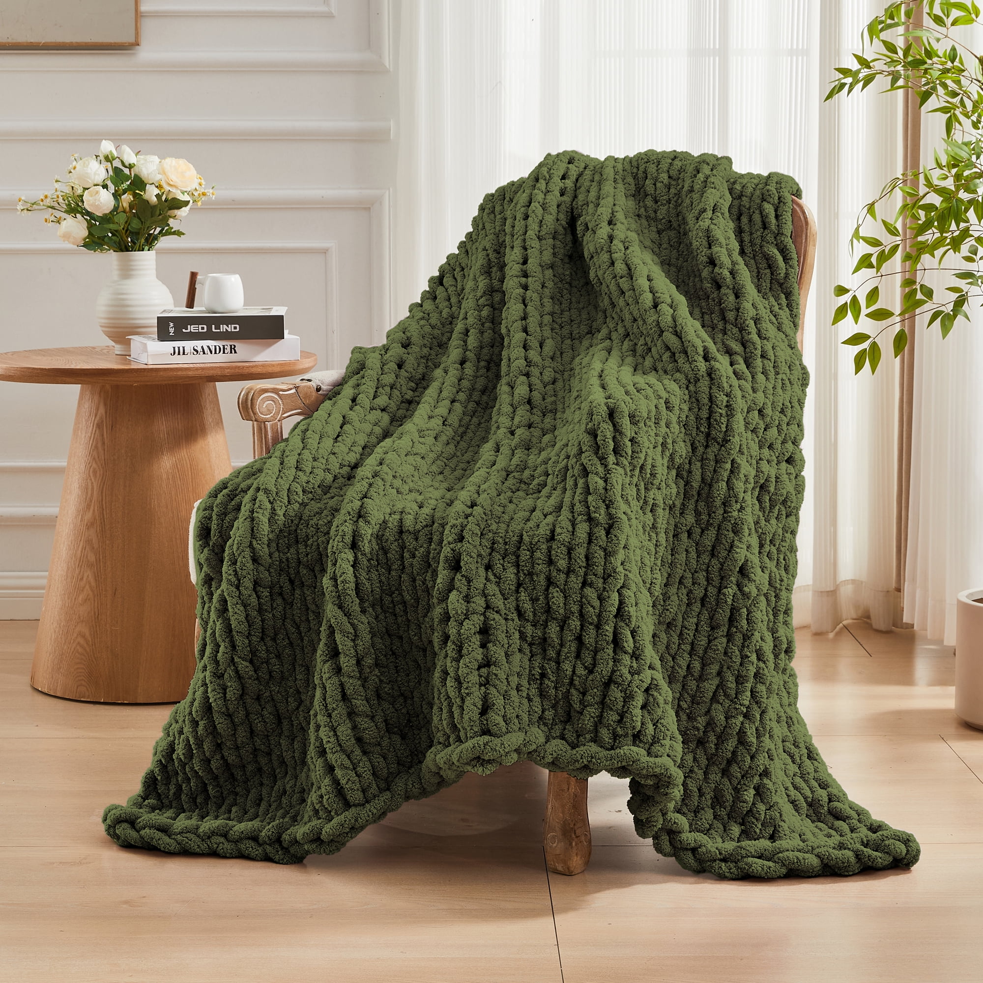 Carriediosa Chunky Knit Throw Blanket Handmade Soft Throws for Couch Sofa Bed, 50" x 60" Olive Green