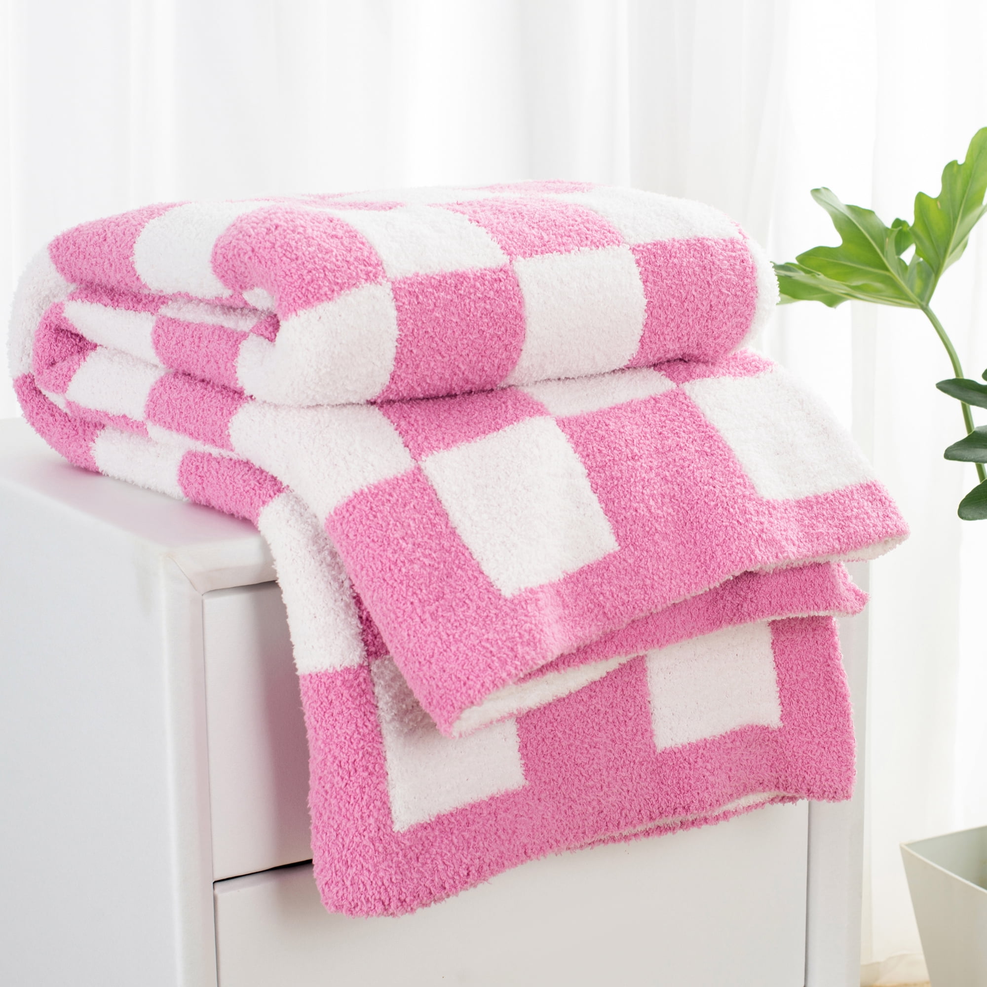 Hot Pink and White Checkered Knitted Throw Blanket 50" x 60"