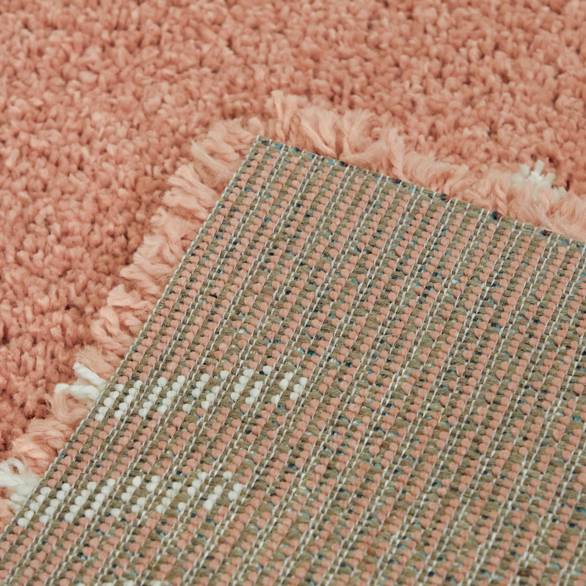 Carson Carrington Carson Shag Area Rug Pink 2'2