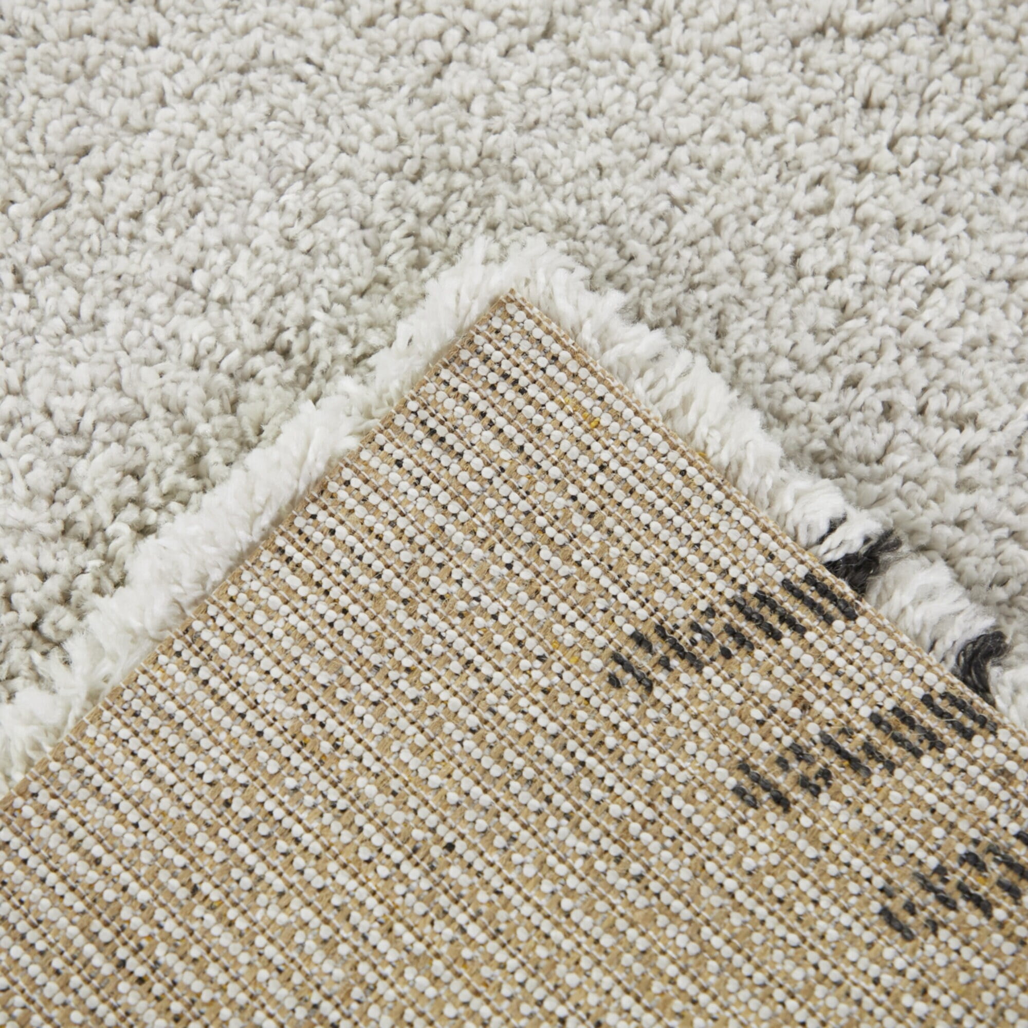 Carson Carrington Carson Shag Area Rug White/Charcoal 7'10