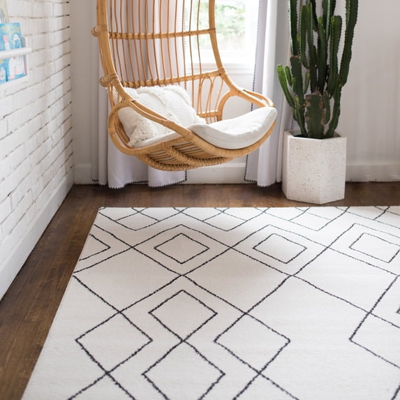 Carson Carrington Isgarde Diamond Area Rug Off-White 5' 3" x 7' 5' x 8', 6' Runner Indoor White, Ivory, Cream
