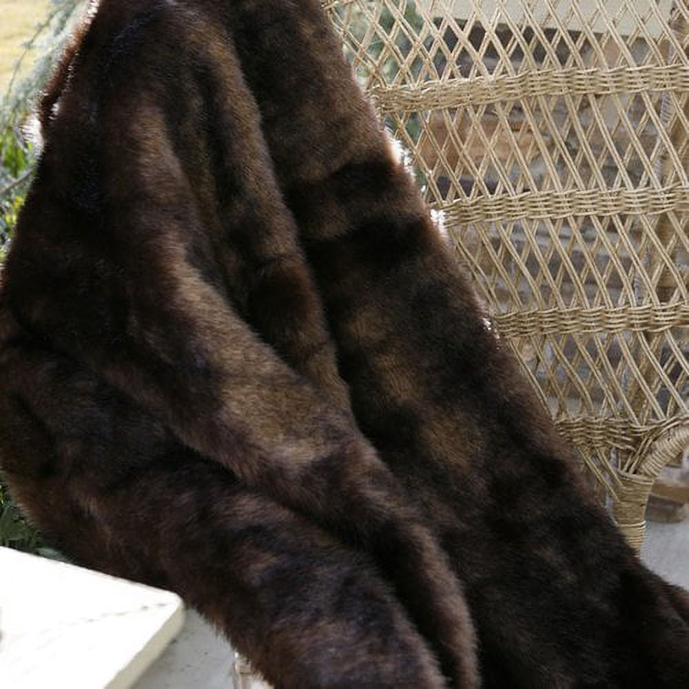 Carstens Inc. Bear Country Throw