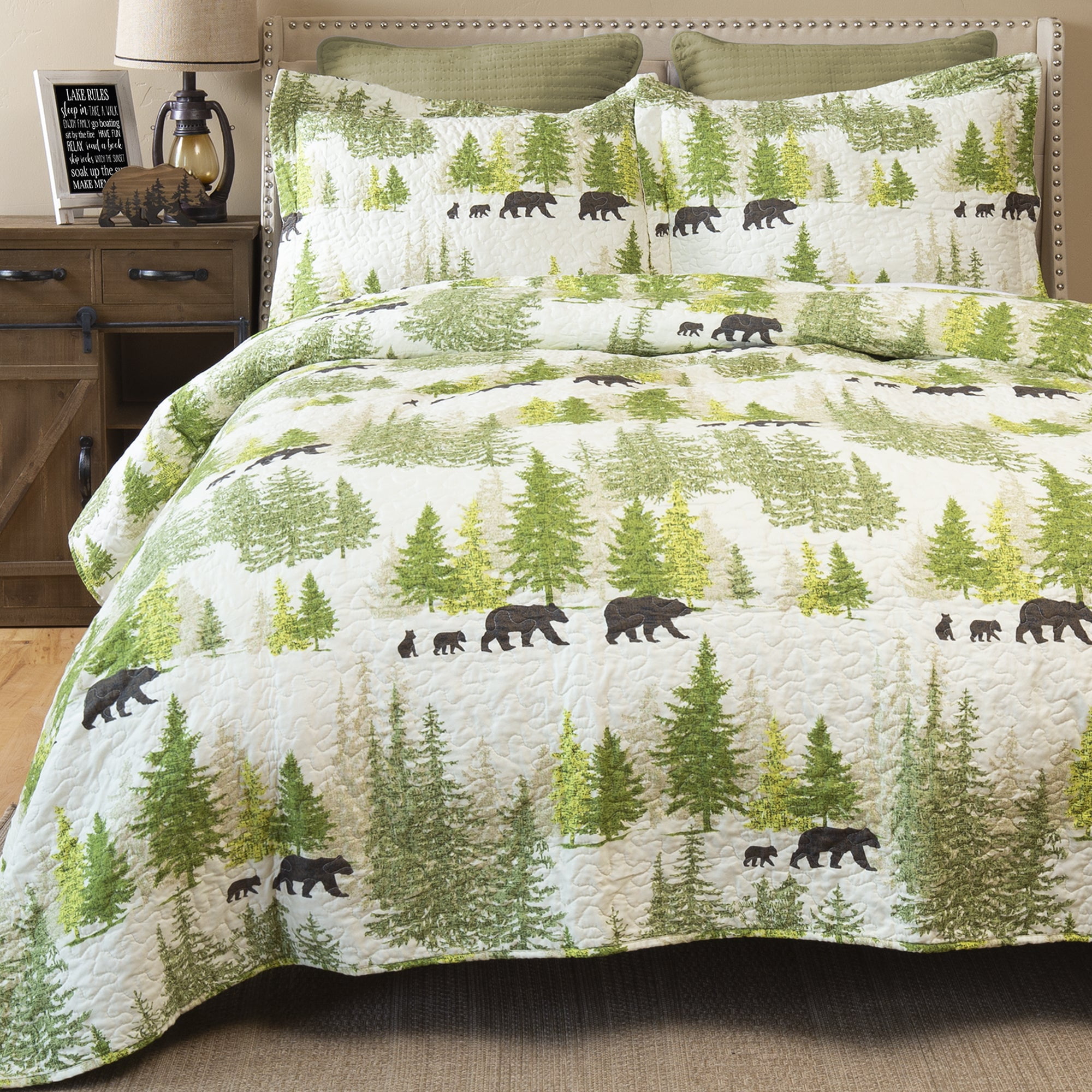 Twin Pine Wilderness Microfiber Quilt Set in White and Green