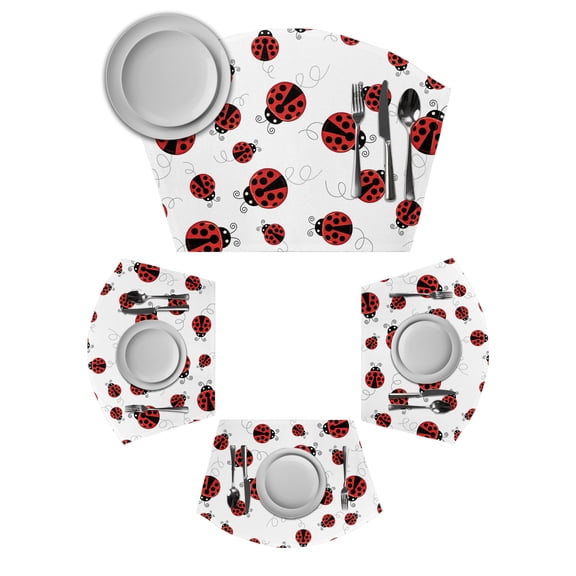 Cartoon Ladybug Round Table Placemats Set of 2 Wedge Placemats, Funny Animals Dot Modern Simple Place Mats for Dining Table Set Washable Mats Kitchen Decor for Indoor Outdoor Wipe Clean