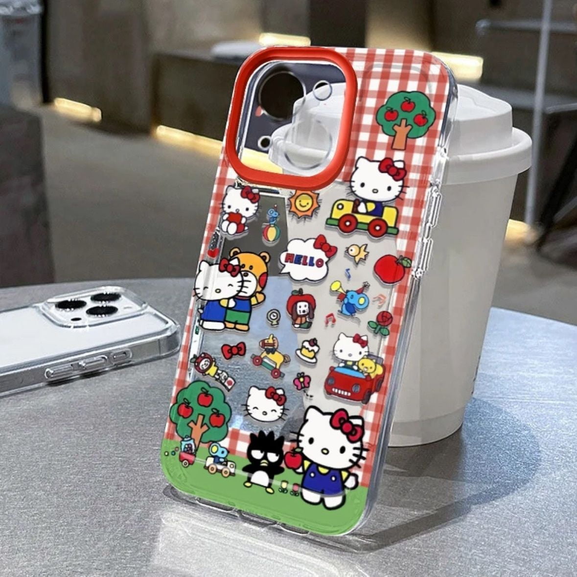 CASETIFY iPhone15プラス　Hello Kitty CASETIFY iPhone15プラス Hello Kitty Cartoon Red Checkered Hello