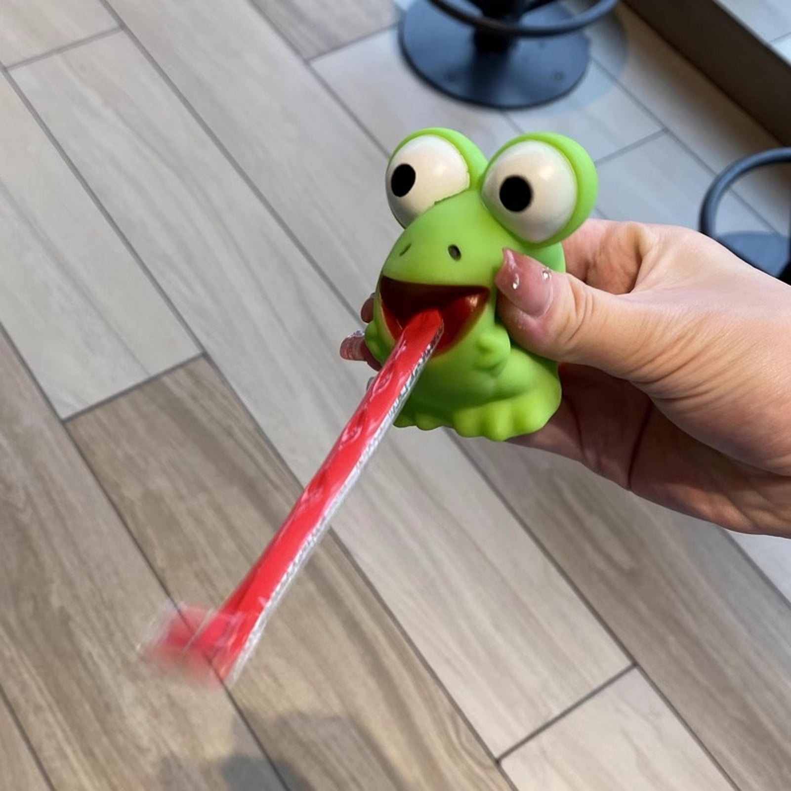 Cartoon Squeeze Toy Funny Tongue Out Green Frog/Dinosaur Stress Relief ...