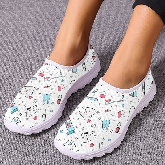 Cartoon Tooth Print Slip-on Shoes Breathable Dental Shoes Comfortable Flat Medical Nursing Shoes For Women Loafers
