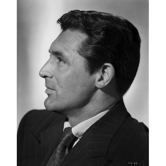 Cary Grant Side view Pose in Suit and Printed Silk Necktie Photo Print (8 x 10)