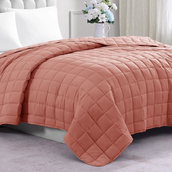 Casa Platino Quilted Twin Blanket - Quilted Light Weight Blanket, Pre-Washed Soft Breathable, Microfiber Down Alternative Fill, All Season Lightweight Blanket - Rose Dawn