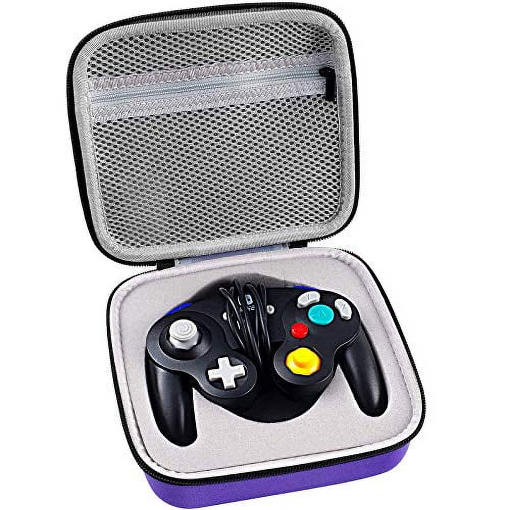 Gamecube controller carrying case outlet