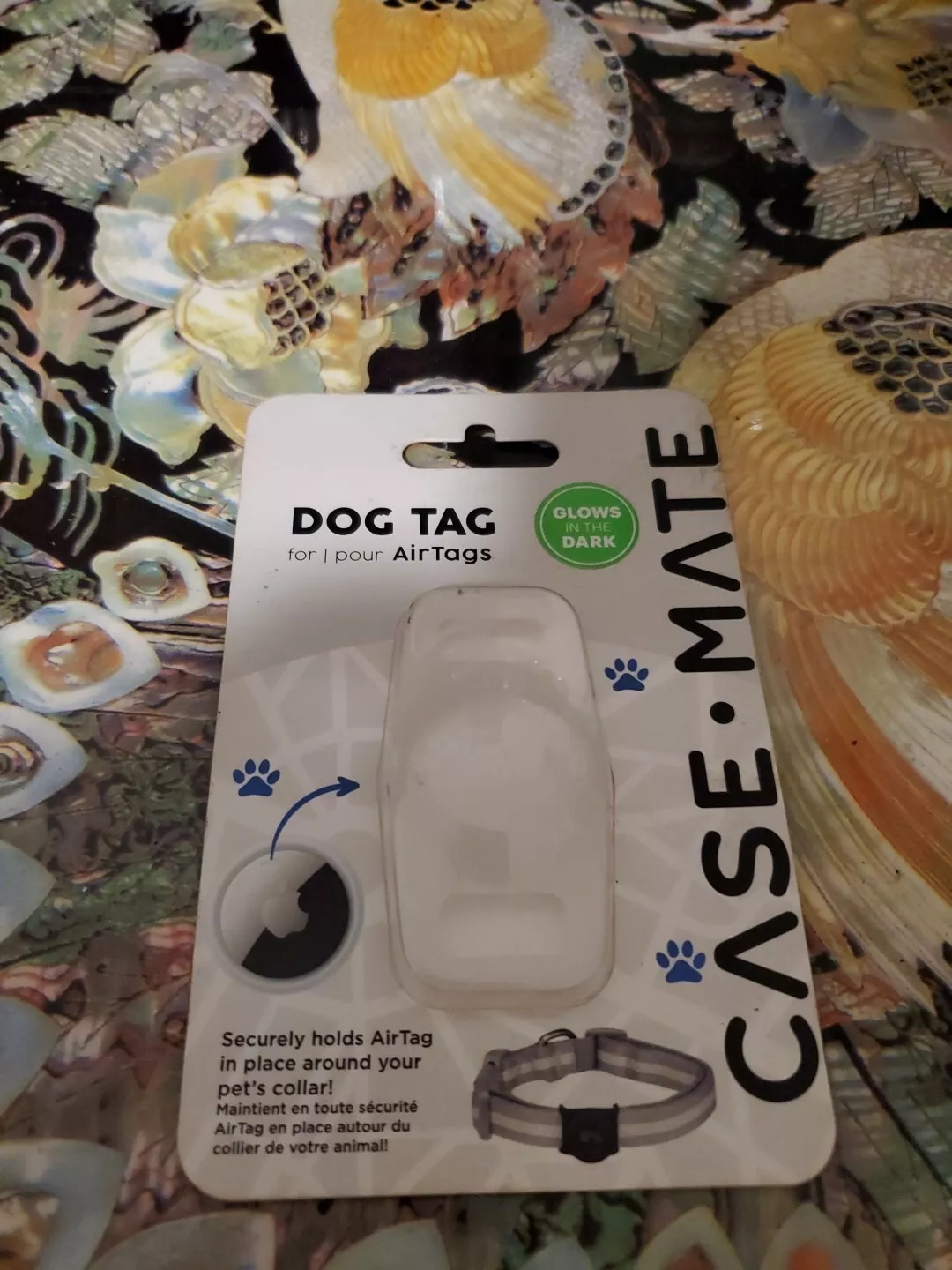 Case-Mate Dog Tag Collar Holder For Airtag - Dogs / Glow In The Dark New
