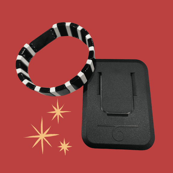New Caselet Bundle! Black and White Bracelet & Phone Clip