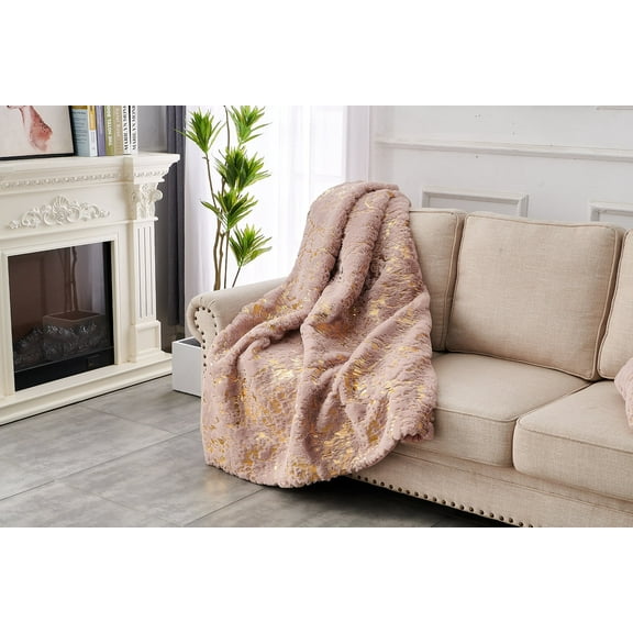 Cassilda Luxury Chinchilla Faux Fur Gilded Throw Blanket (50" x 60")