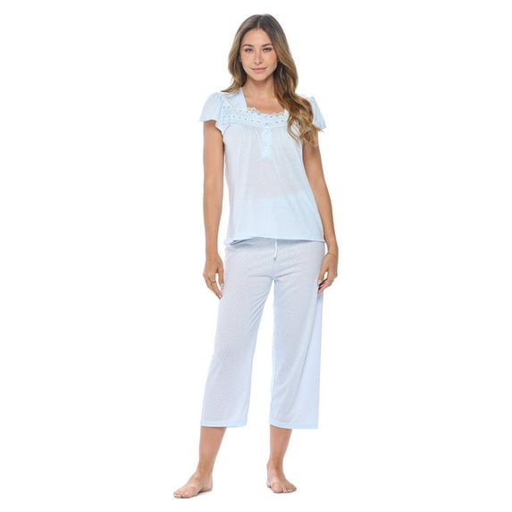 Casual Nights Women's Dot Short Sleeve Capri Pajama Set