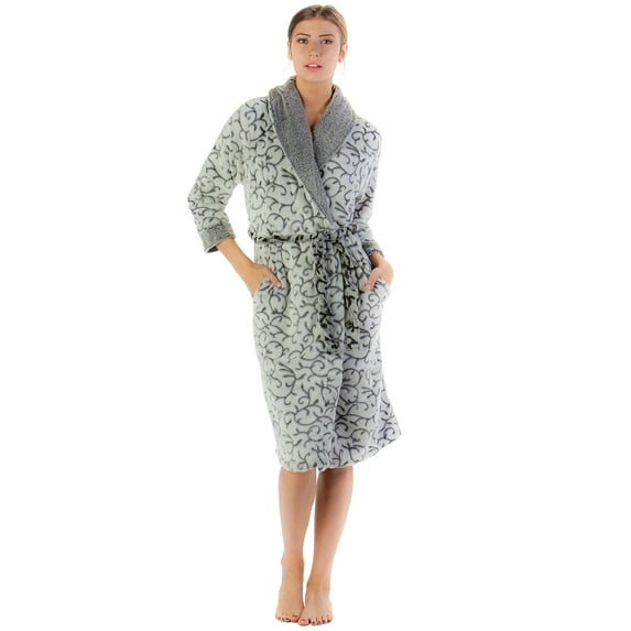 Casual Nights Women's Jacquard Print Fleece Plush Robe