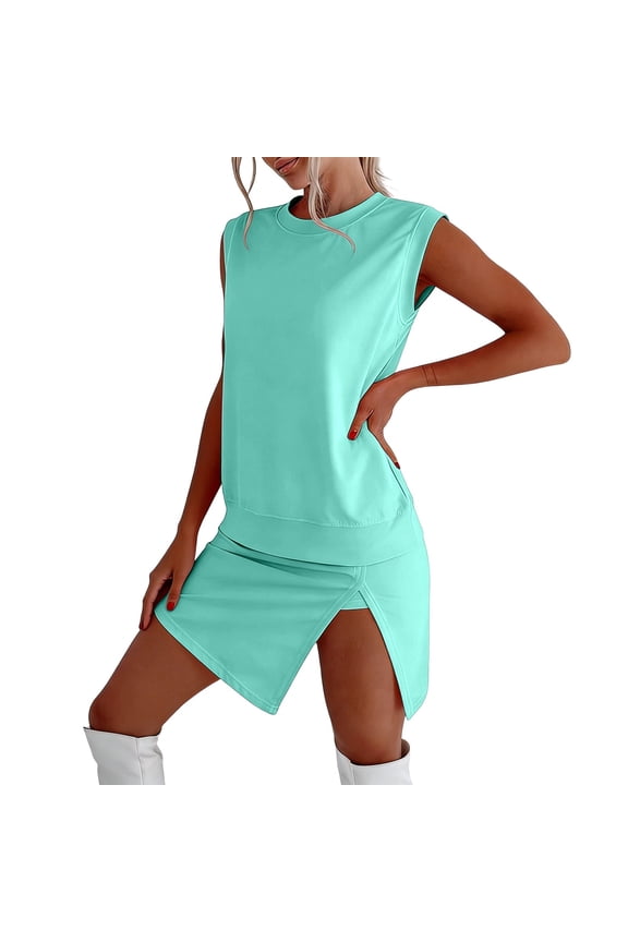 Casual Summer Two Piece Set Solid Color Short Sleeve Top and Shorts Comfortable Coordinated Outfit for Everyday Wear and Casual Occasions
