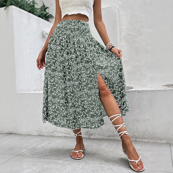 Casual and refreshing blue floral print midi skirt for vacation