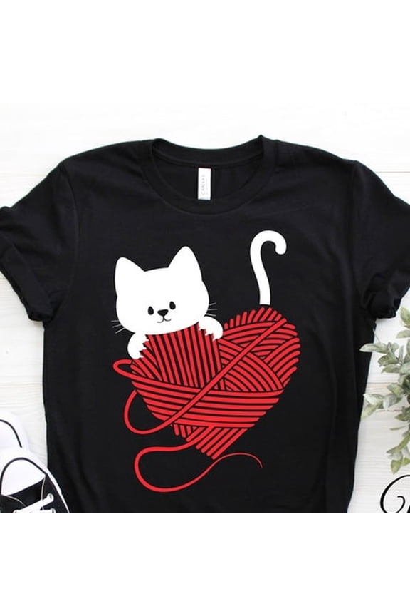 Cat Cute Heart Love Funny T-Shirt, Cats Lover Gift, Best Cat Mama TShirt, Kitty Owner Costume Kitten Mom Outfit, Birthday Present Shirt