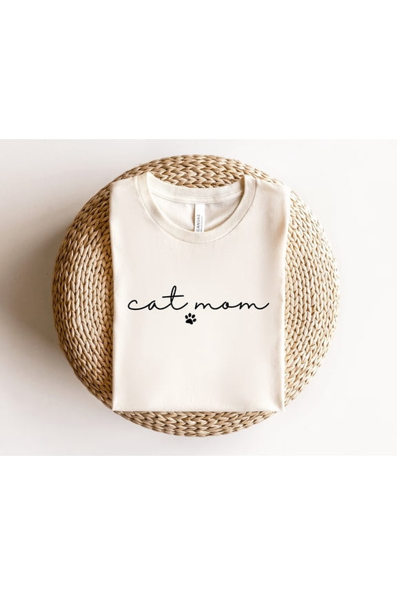 Cat Mom Shirt, Cat Mom T-Shirt, Mothers Day T-Shirt, New Cat Mom Gift, Gift For Mothers Day, Proud Kitty Mama Shirt, Kitty Mom Shirt