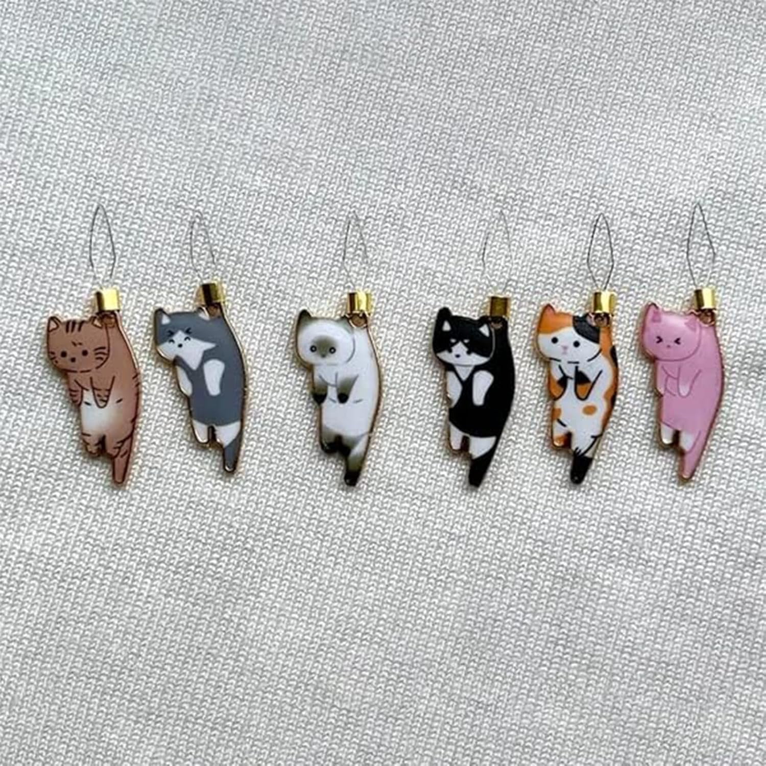 Cat Needle Threader, 6Pcs Adorable Mini Cat Threader, Clothing Embroidery Accessories, DIY Gadget for Sewing Crafting