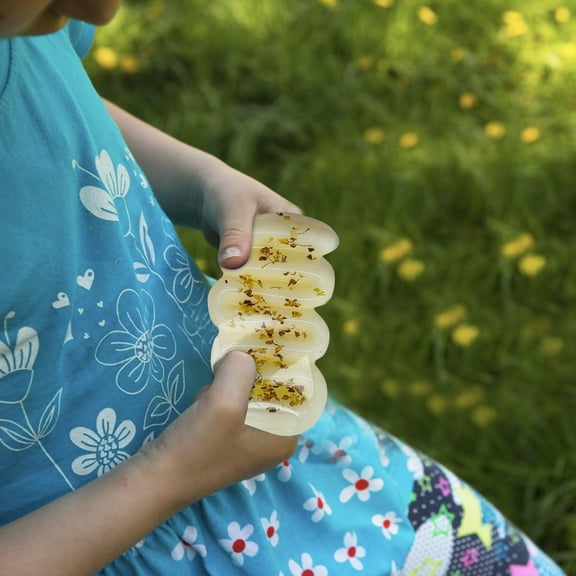 Cat Paw Squeeze Slow Rise Stretchy Squeeze Toy, Relaxation Relief Sensory Decor, Osmanthus Print Desk Accents 1 Pc