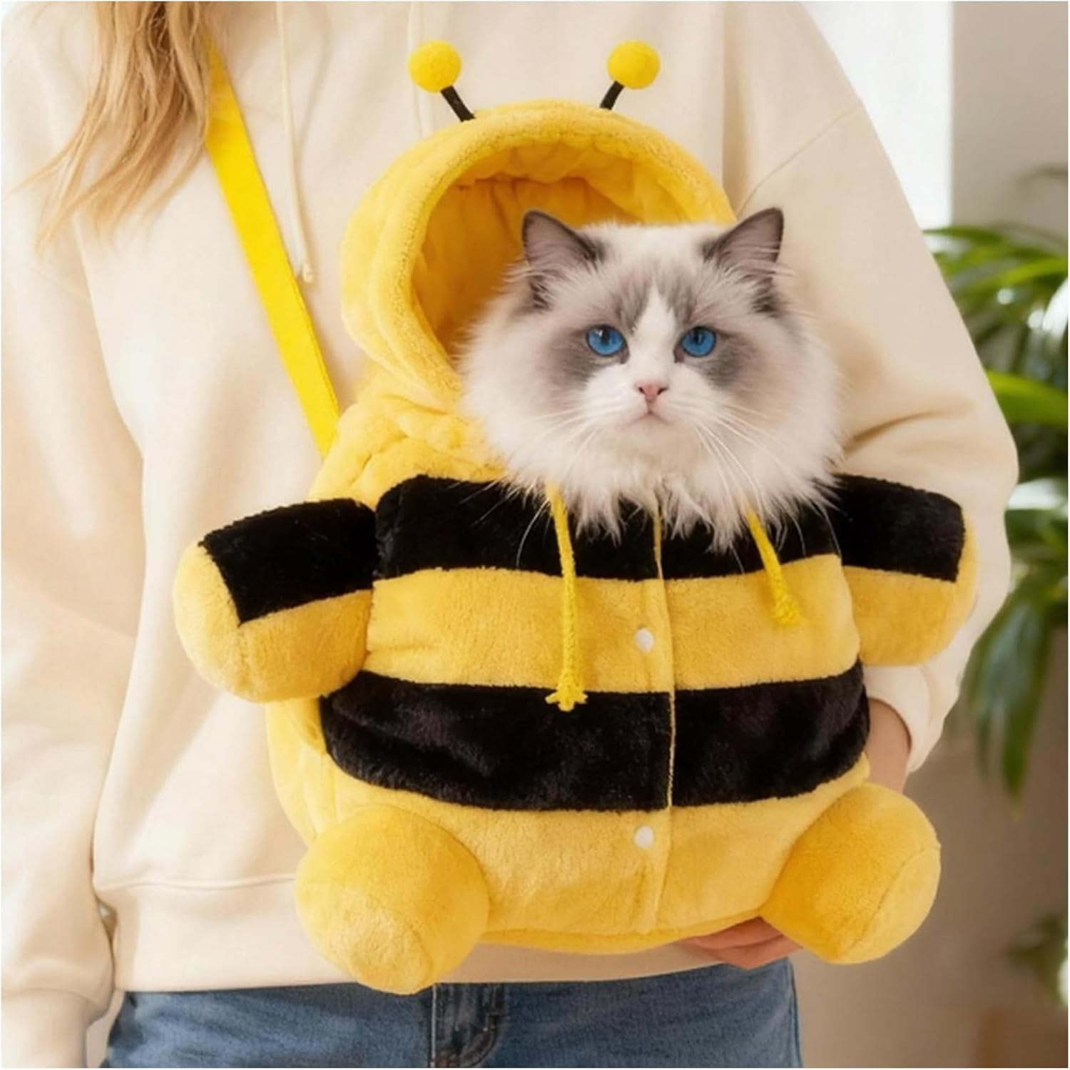 Cat Puppy Plush Outing Backpack, Winter Warm Pet Carrier with Adjustable Shoulder Strap and Anti-Escape Design, Soft Foldable Backpack for Small Dogs and Cats