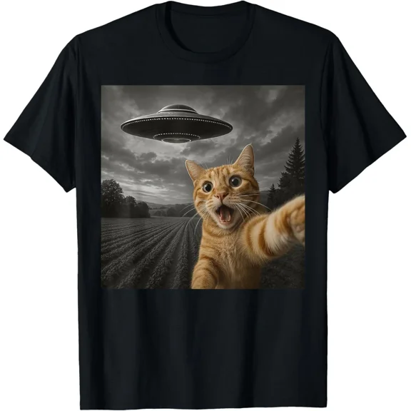 Cat Selfie With Alien UFO Funny Cat Gifts For Men Women Kid T-Shirt