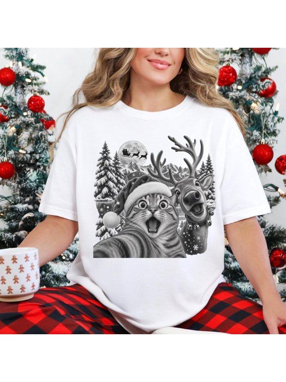 Cat and Reindeer Selfie Christmas Holiday T-Shirt
