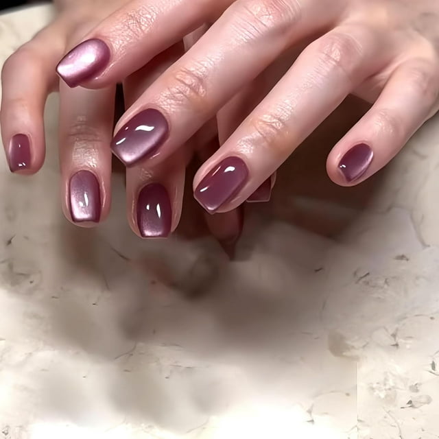 Cat's Eye Press On Nails Short Coffin Fake Nails,Glitter Purple Acrylic