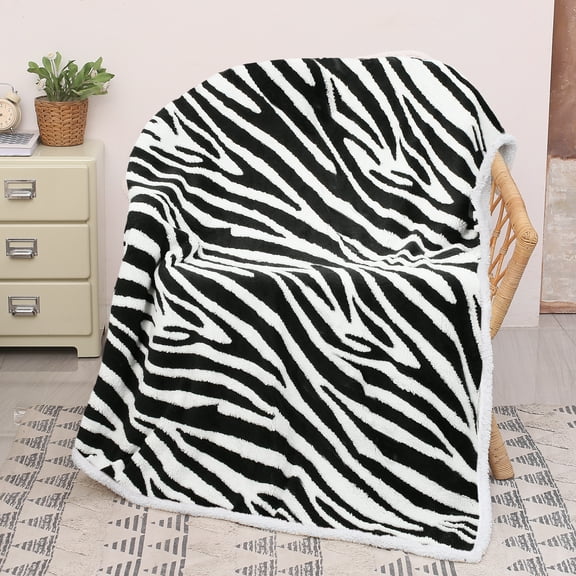 Catalonia Houndstooth Sherpa Fleece Throw Blanket, Cozy Fuzzy Jacquard Blanket for the Couch Bed | Fluffy Comfy Warm Heavy Throws | Comfort Caring Gift, Zebra, 50x60 inches
