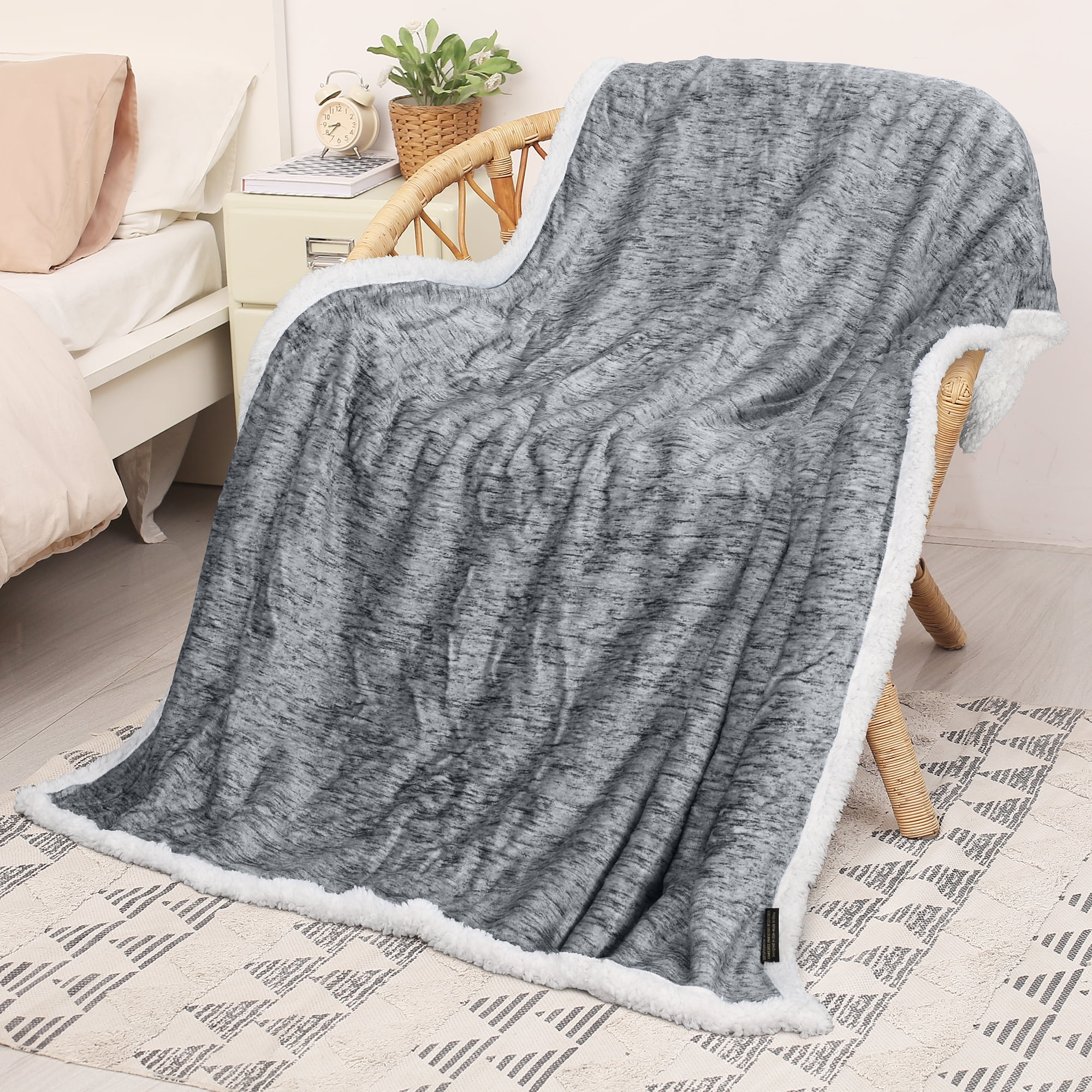 Catalonia Melange Dark Grey Reversible Sherpa Fleece Throw Blanket