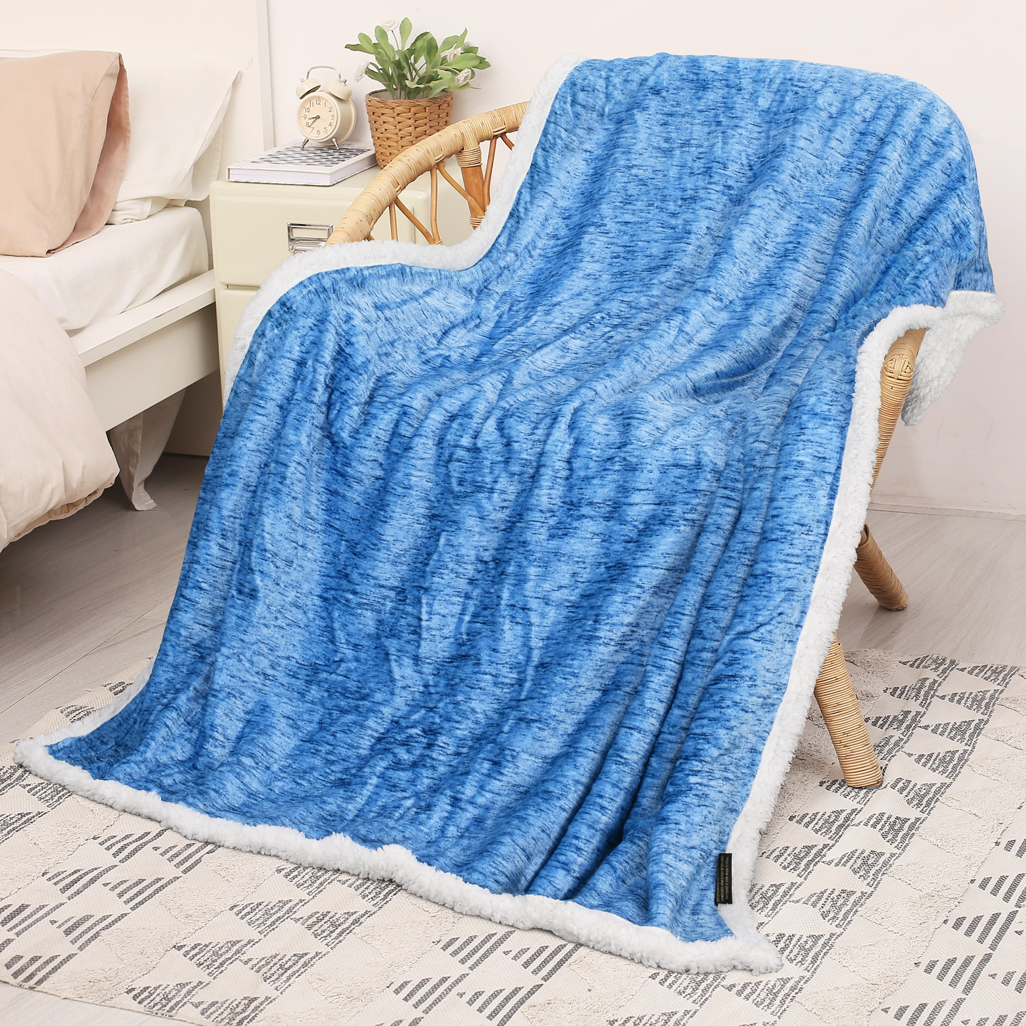 Chickwin Solid Color Sherpa Fleece Blanket Throw Blanket for Sofa Warm Cozy  Fluffy Thick Blanket Soft Flannel Blankets Microfiber Throw Blanket for