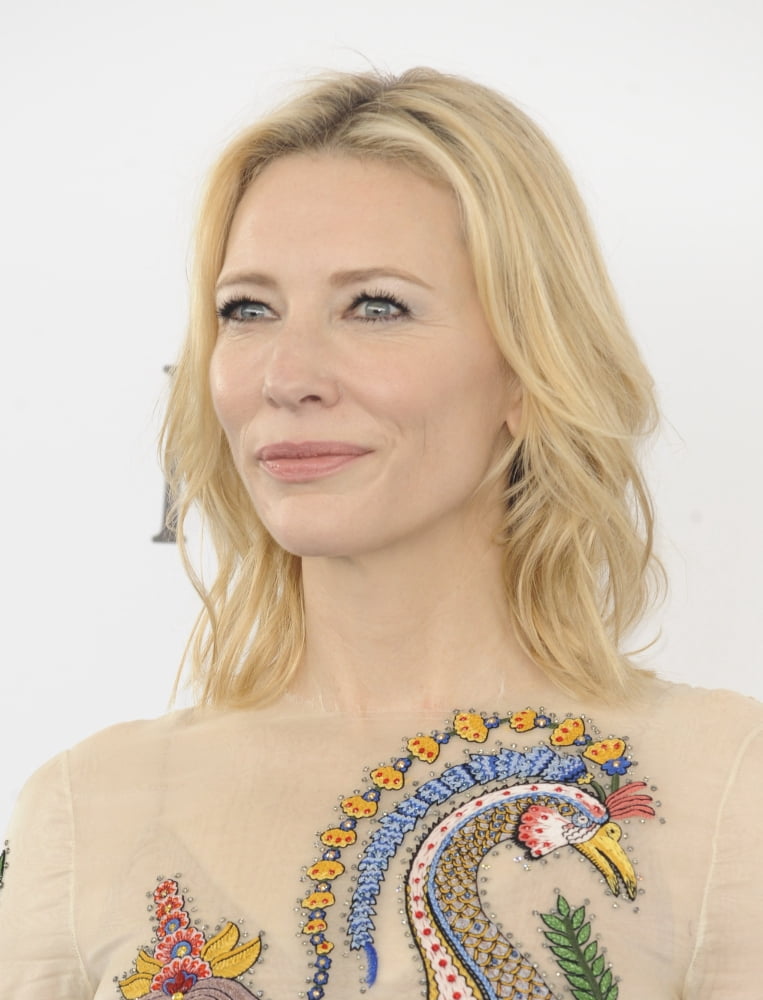Cate Blanchett At Arrivals For 2016 Film Independent Spirit Awards - Arrivals 3 Canvas Art -  (16 x 20)