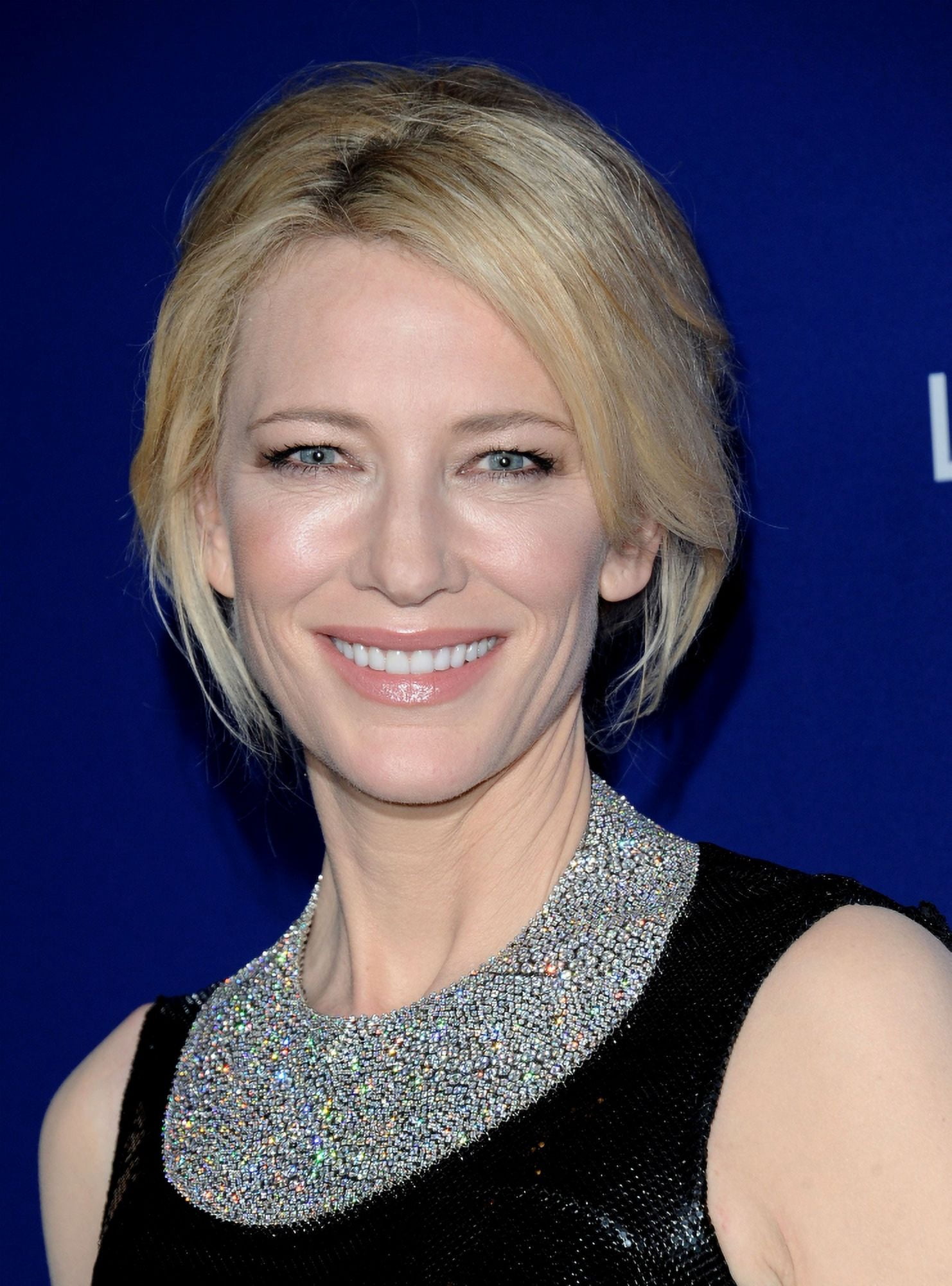 Cate Blanchett (Wearing A Tiffany & Co Necklace) At Arrivals For 18Th Costume Designers Guild Awards Canvas Art - (16 x 20)