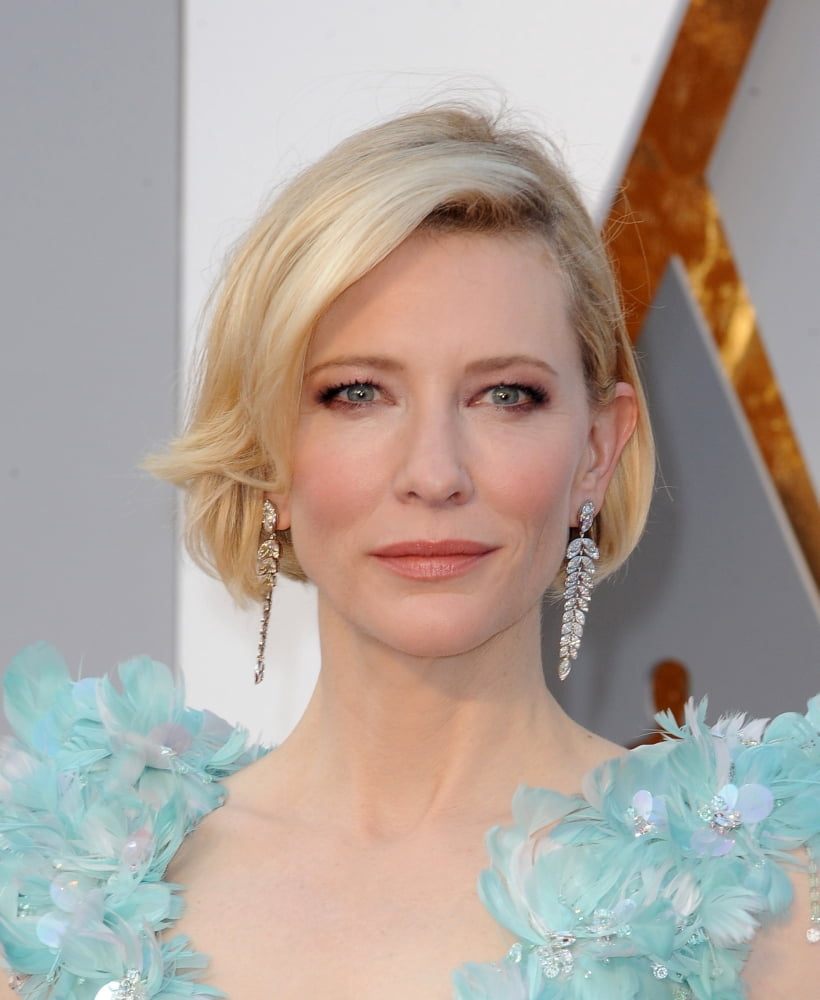 Cate Blanchett (Wearing Tiffany & Co Earrings) At Arrivals For The 88Th Academy Awards Oscars 2016 - Arrivals 2 Canvas Art - (16 x 20)