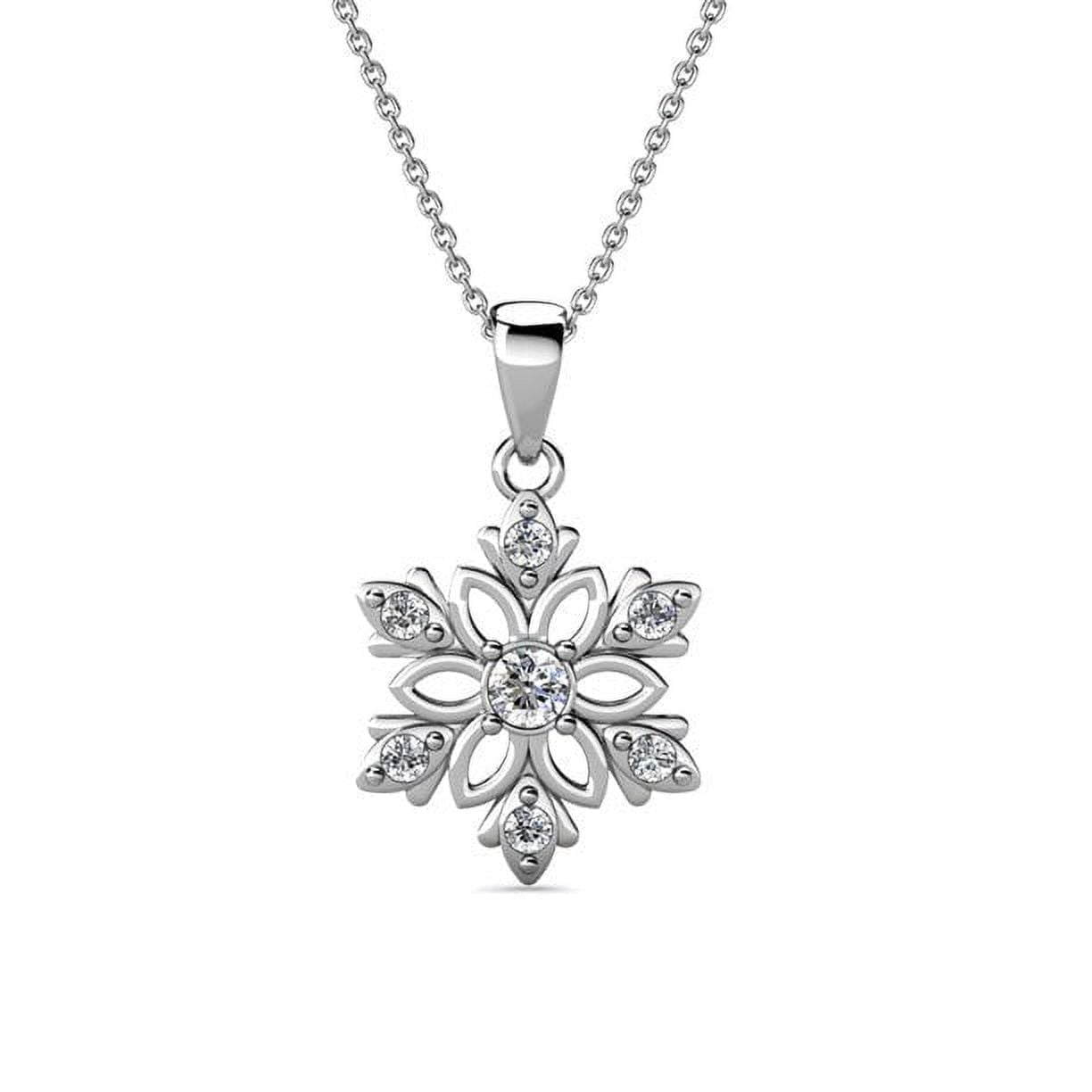 CATE & CHLOE Sunny 18k White Gold Plated Pendant Necklace with Swarovski Crystals Gift for Women